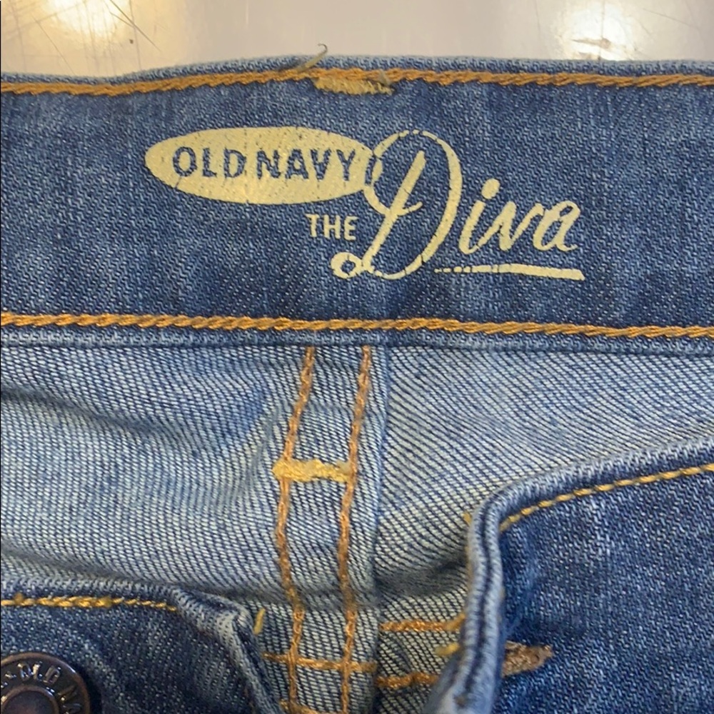Old Navy Diva Skinny Jean size 6